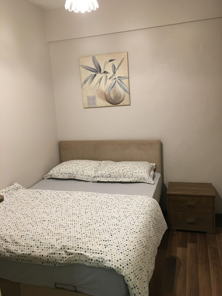 Celik Apartments