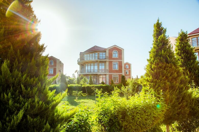 Green City Hotel