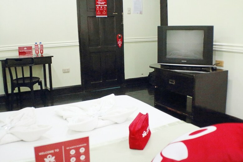 Hotel Zen Rooms Vest Grand Suites Bohol