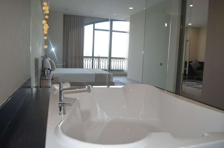 Agora Suites