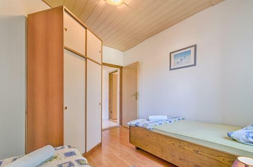 Comfort Pool Apartments