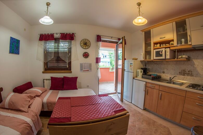 Apartamentos Villa Mavero