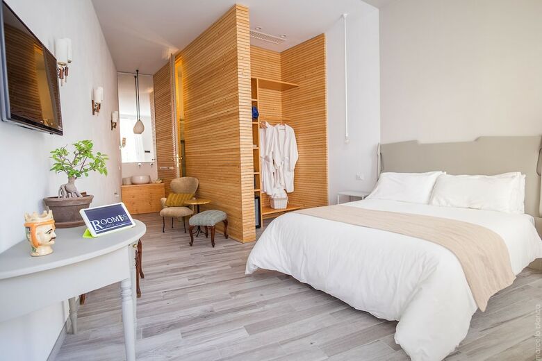 Bed & Breakfast Room 55