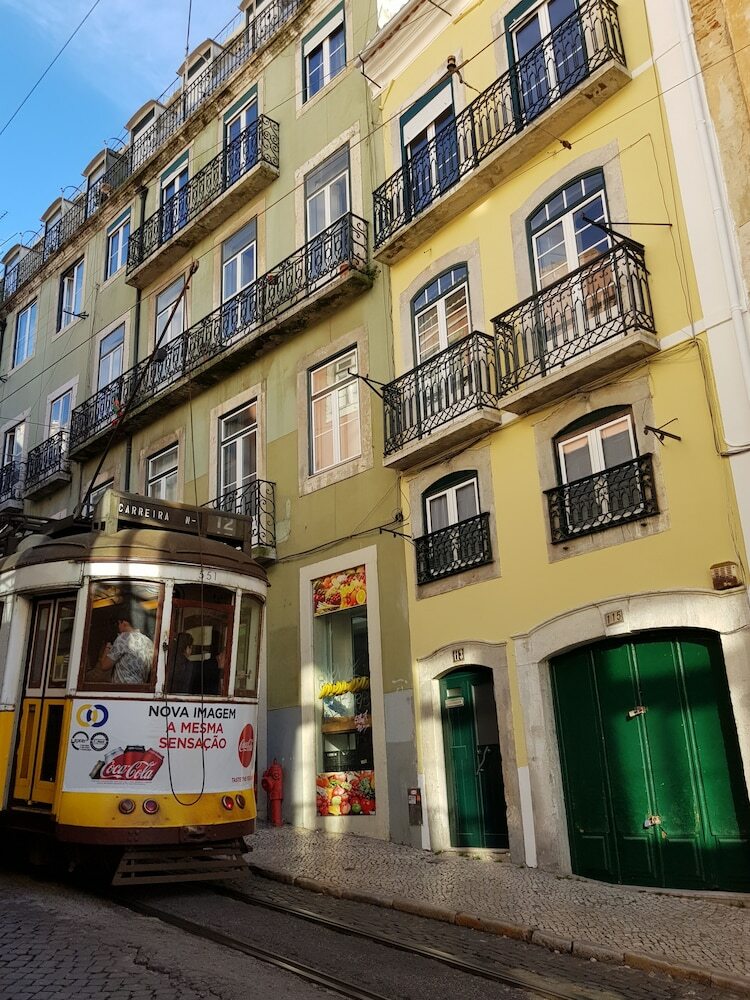 Hostal Stars Rooms Mouraria - Hostel