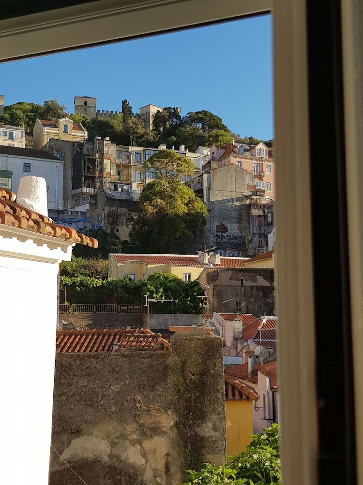 Hostal Stars Rooms Mouraria - Hostel