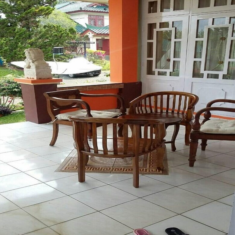 Villa Kota Bunga Camelia