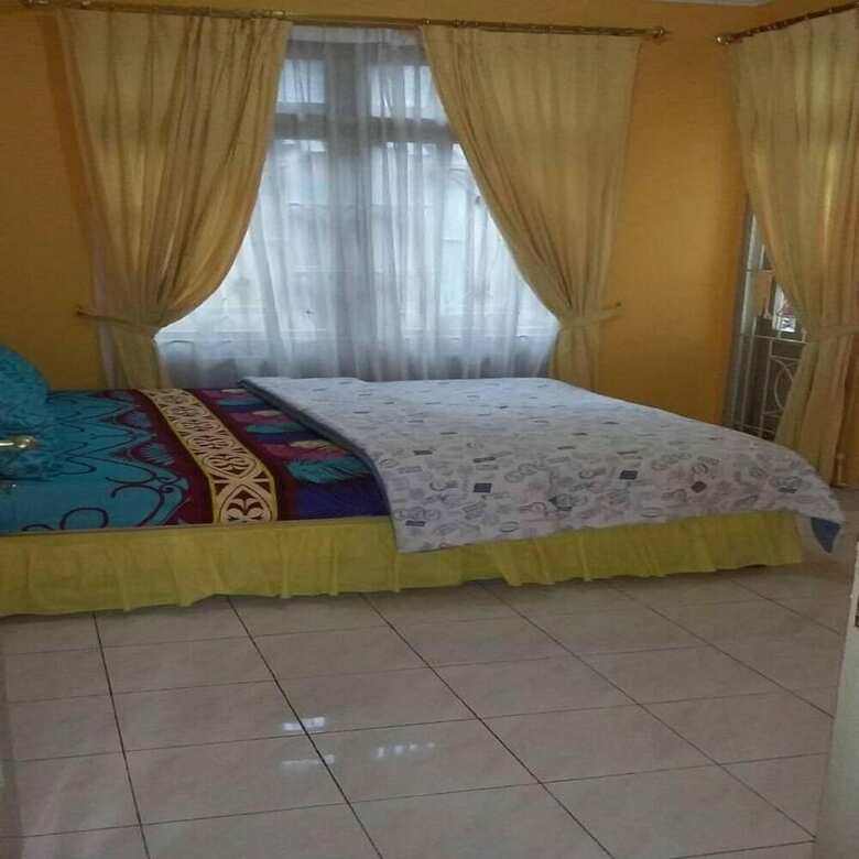Villa Kota Bunga Camelia