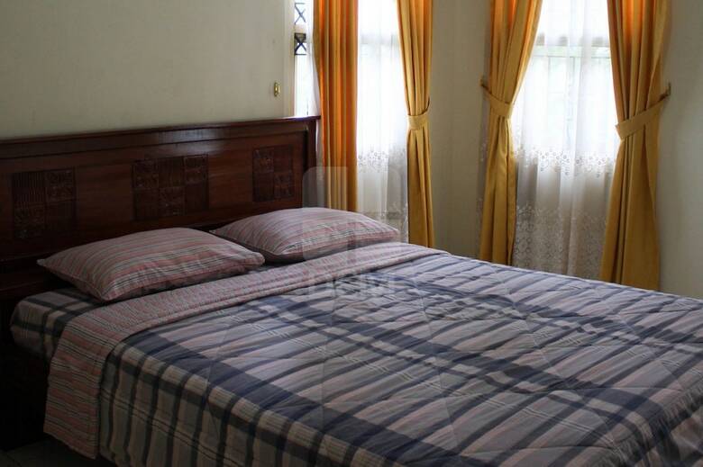 Villa Kota Bunga Allamanda