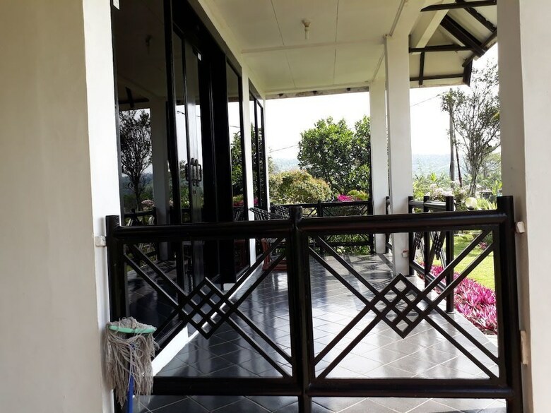Villa Private Puncak