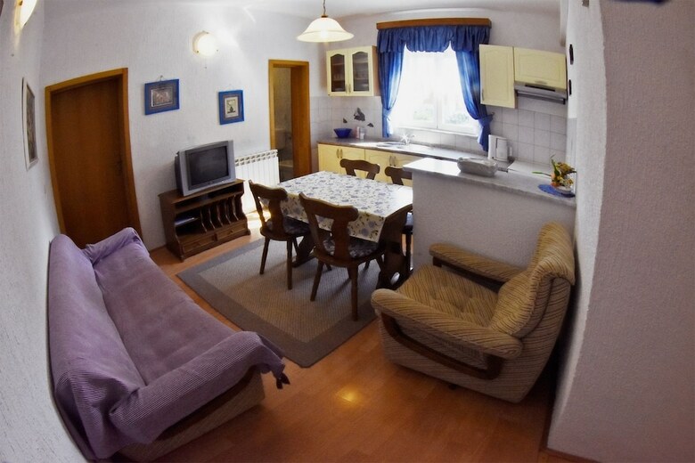 Olive Apartments