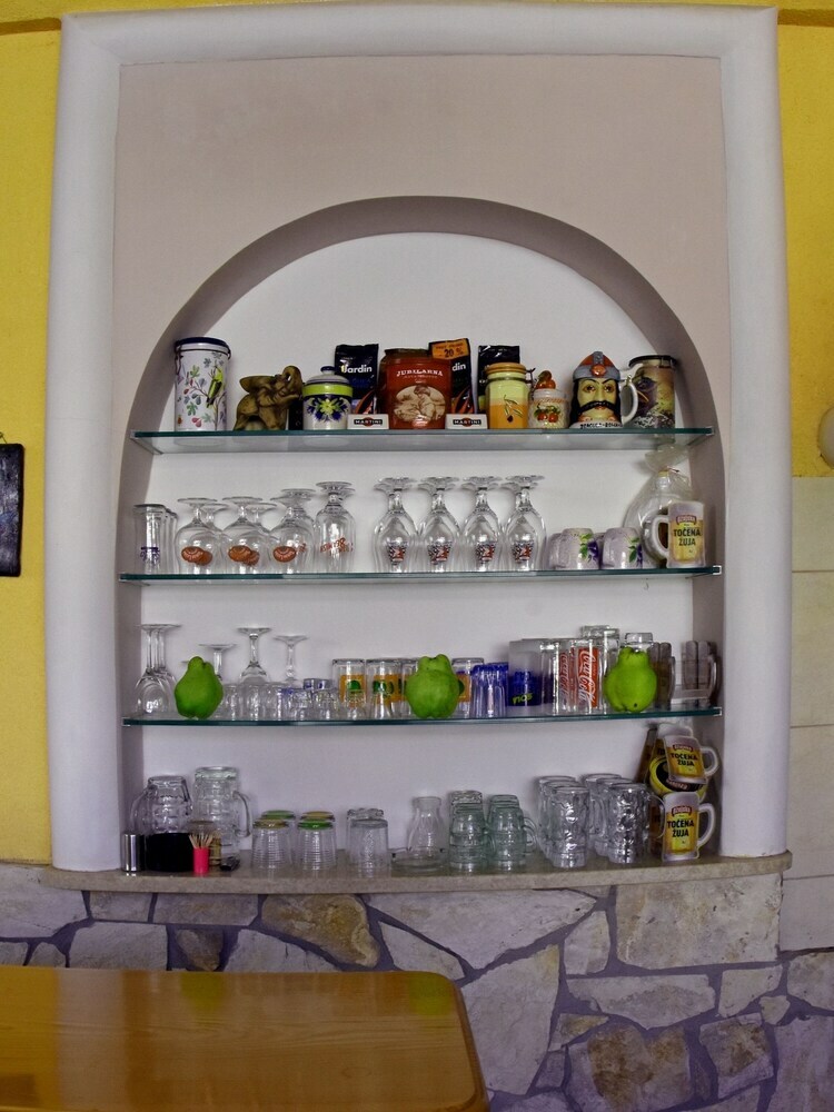 Olive Apartments