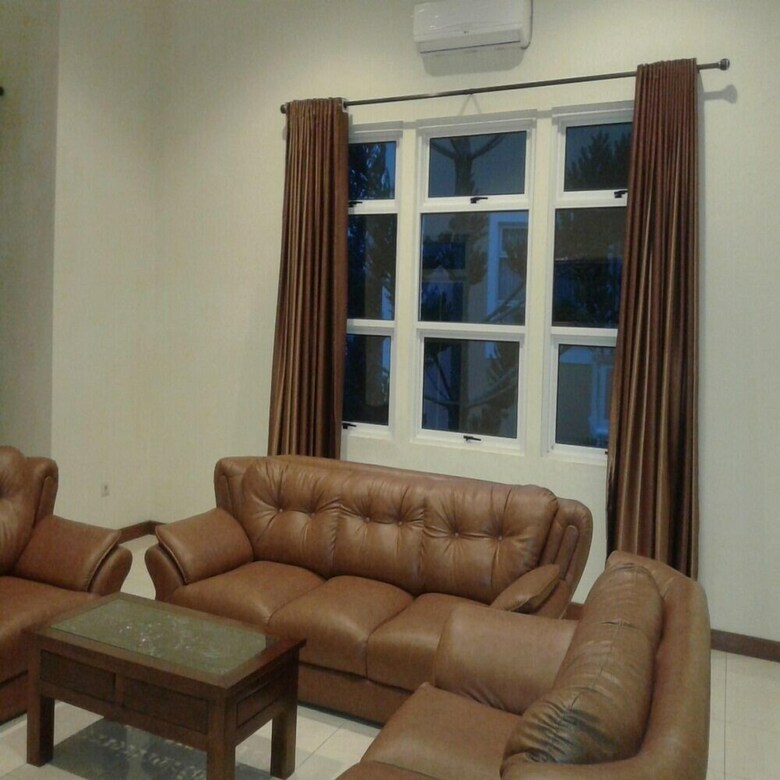 Villa Kota Bunga Dandelion