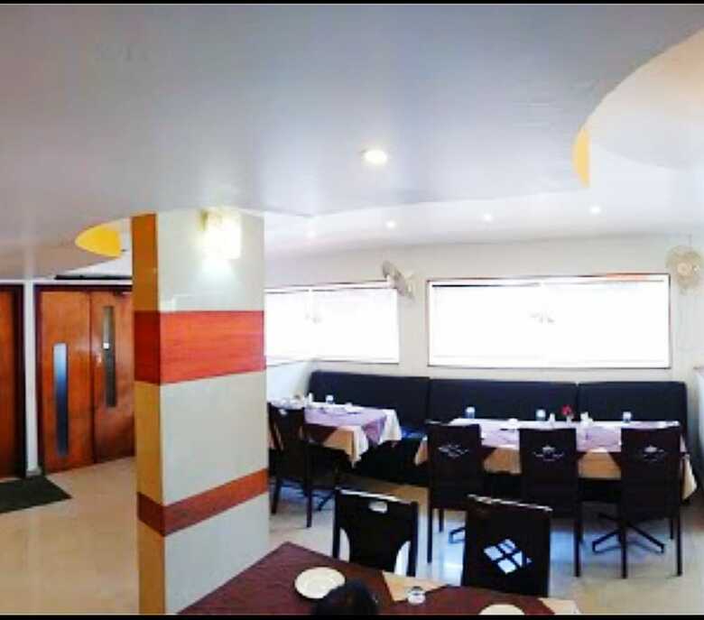 Hotel Green Park Residency