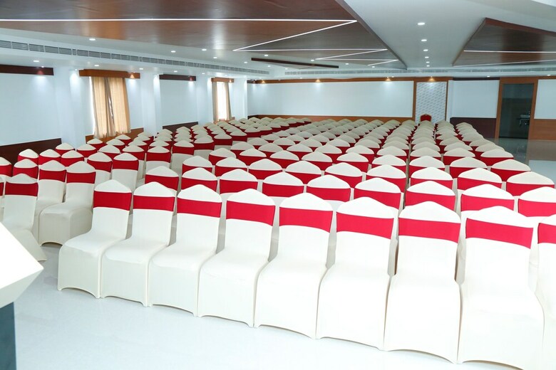 Hotel Green Park Residency