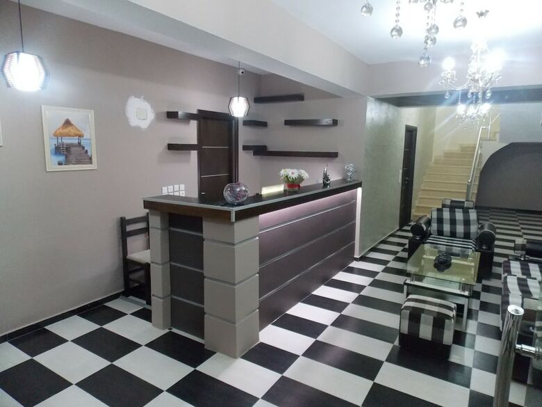 Hotel Keos