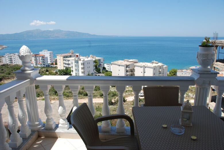 Hotel Keos