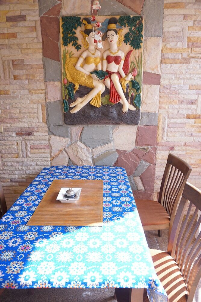 Udon Thai House Resort & Hotel
