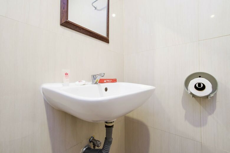 Hotel Zen Rooms Basic White Knights Dumaguete