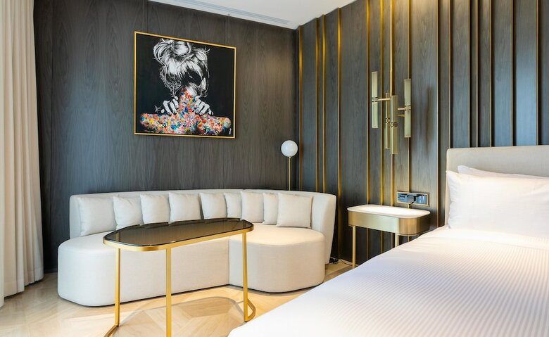 Maison Privee - Five Residence