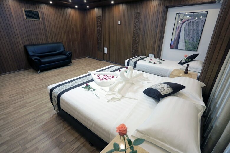 Hostal Backpacker Hostel - Adults Only