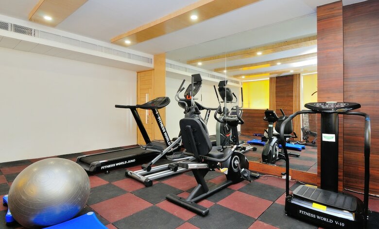 Hotel The Gold Regency