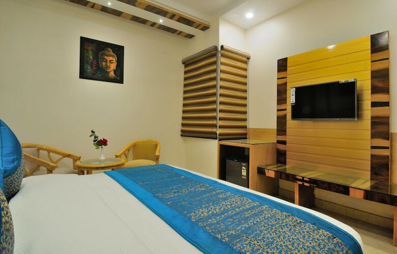 Hotel The Gold Regency