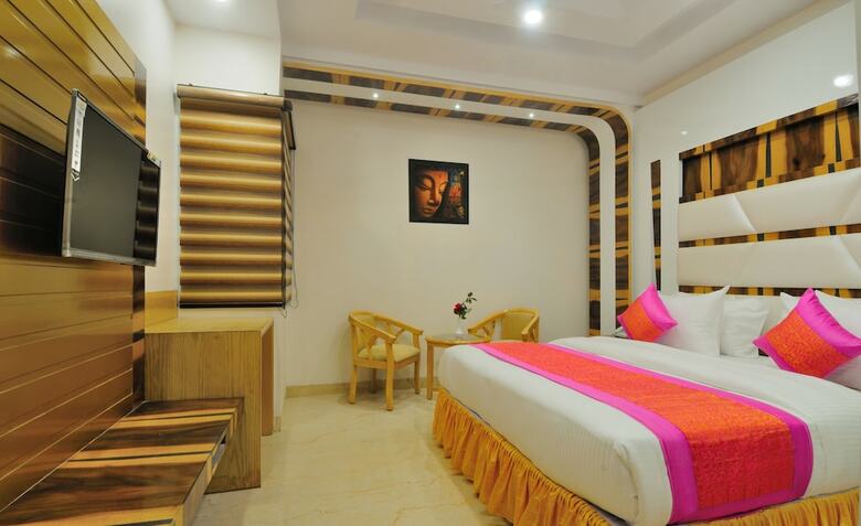 Hotel The Gold Regency