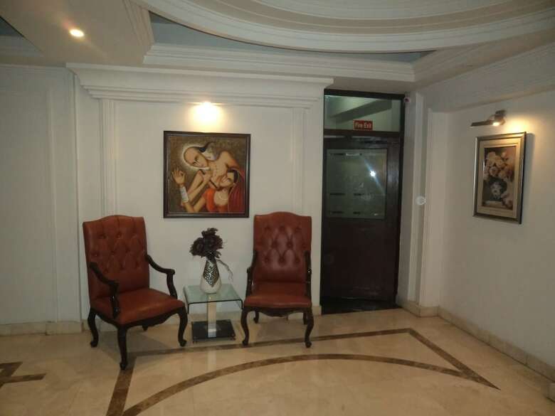 Pinaki Hotel