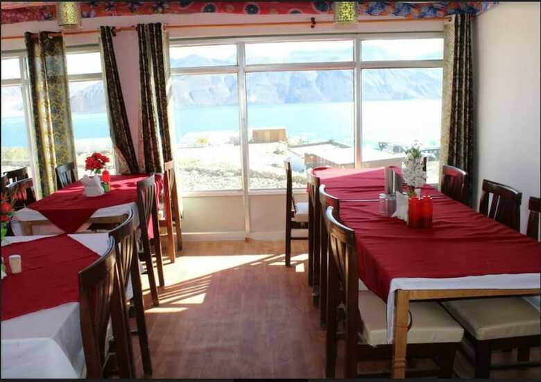 Hotel Pangong Paradise