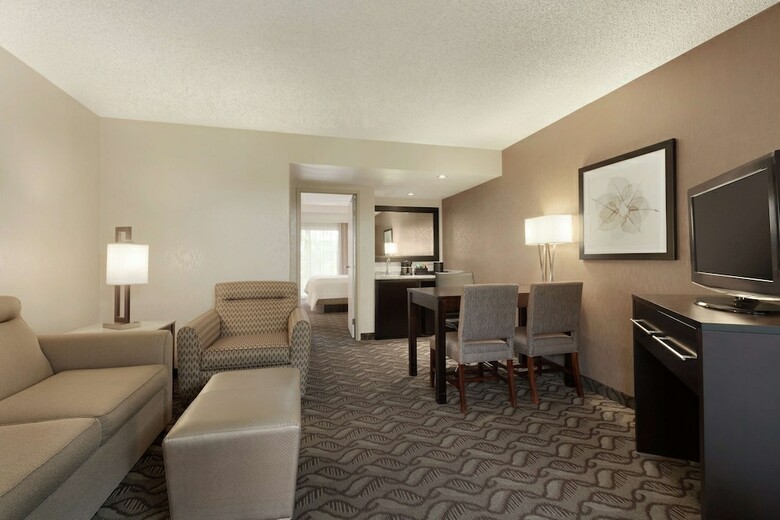 Hotel Embassy Suites By Hilton Arcadia-pasadena Area