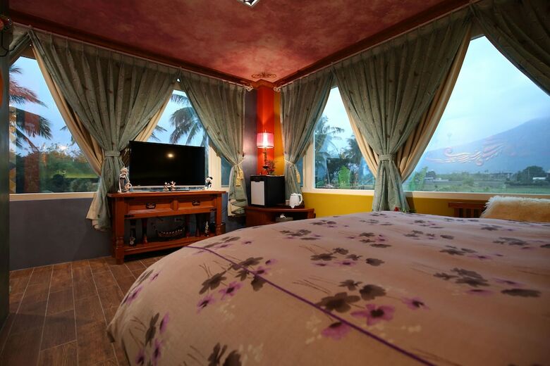 The Wonderland B&B