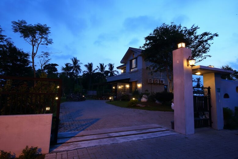 The Wonderland B&B