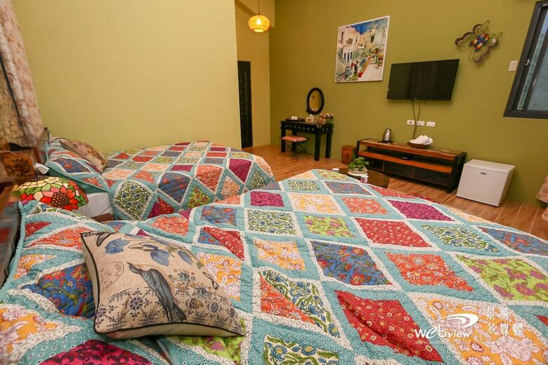 Wuju Wusu B&B