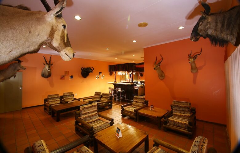 Kalahari Arms Hotel