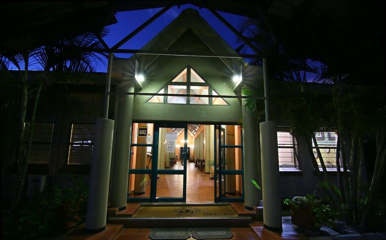 Kalahari Arms Hotel