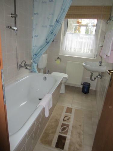 Hostal Gastst�tte & Pension Oelmuehle