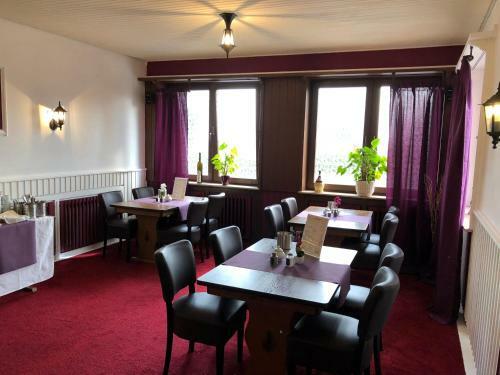 Hostal Hotel Restaurant Lenhsen