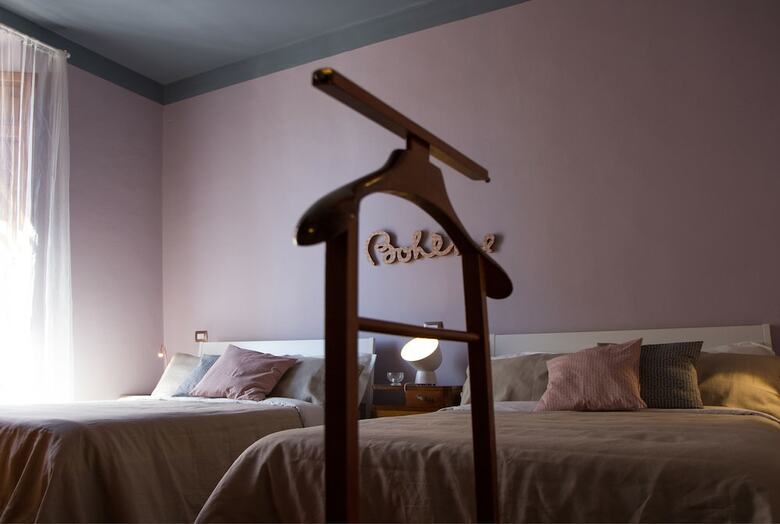 Al 28 B&B