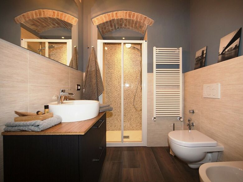 Al 28 B&B