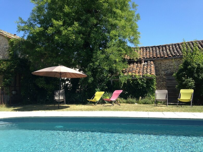 Hotel Chambres & Table D'h�tes La Vayssade