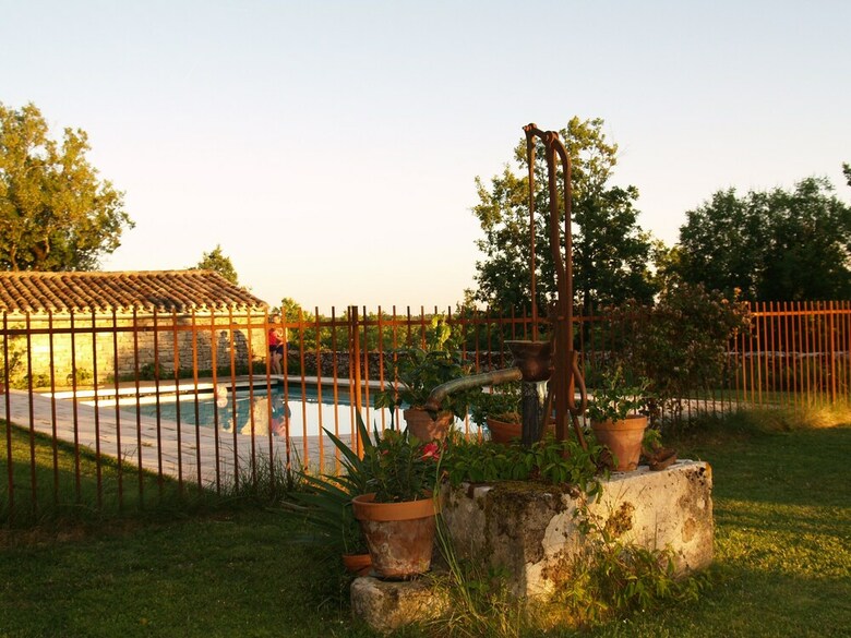 Hotel Chambres & Table D'h�tes La Vayssade