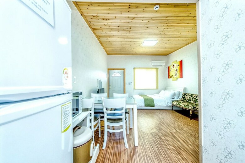 Ralralra Pension