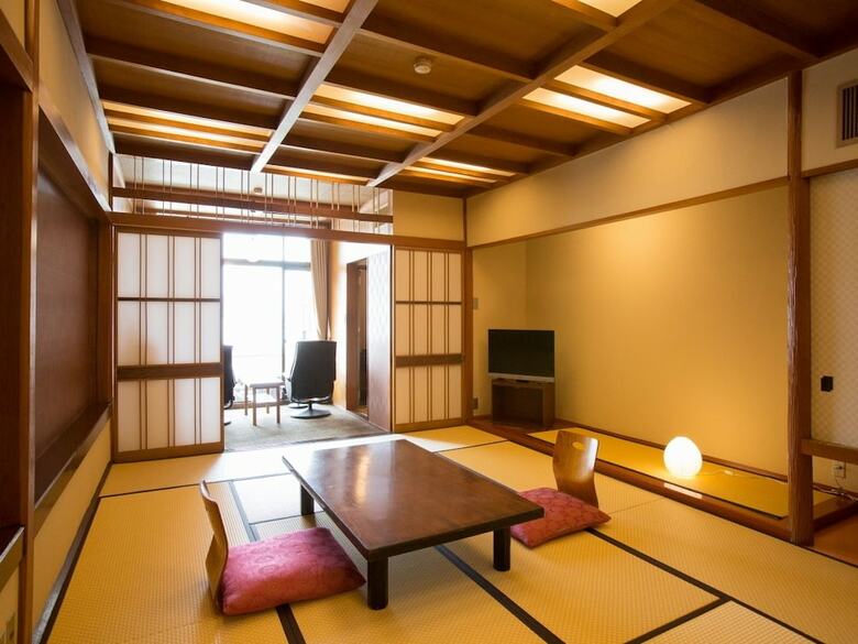 Atami Kinjokan