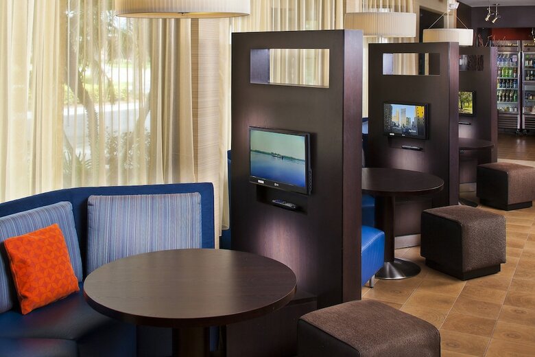 Hotel Courtyard Melbourne West