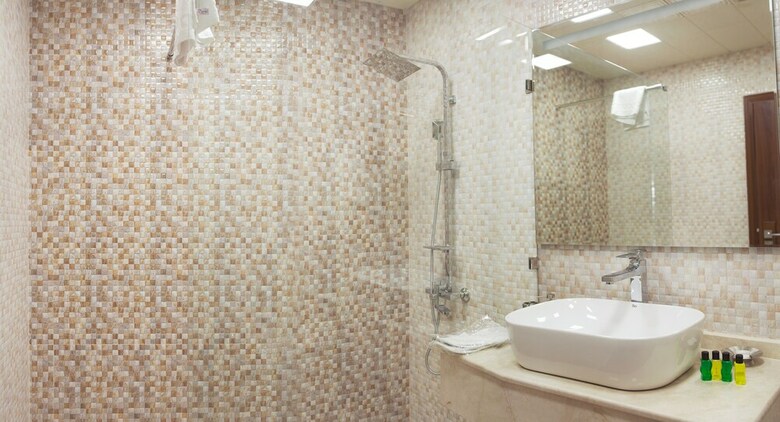 Ruma Port Hotel