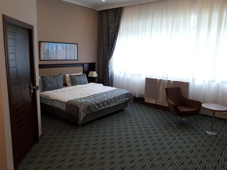Ruma Port Hotel