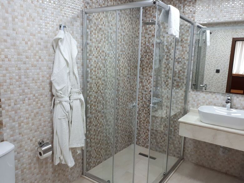 Ruma Port Hotel