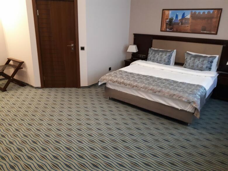 Ruma Port Hotel