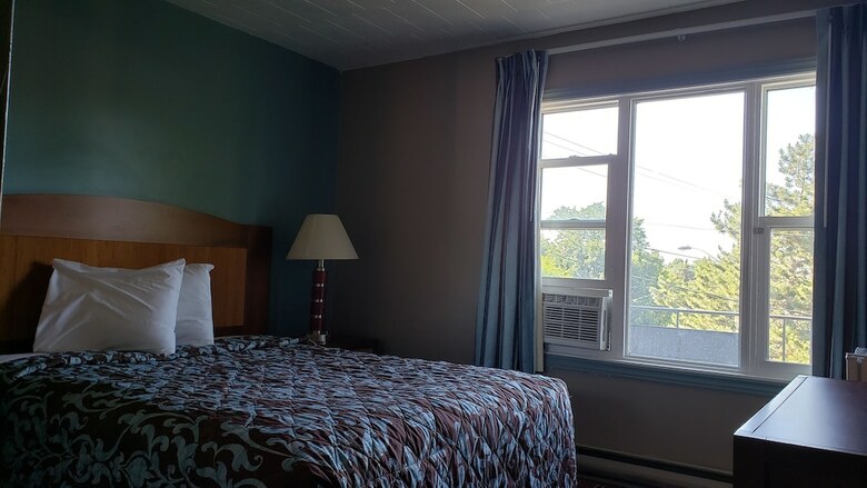 Motel Belmont Inn