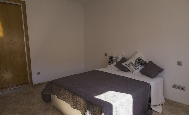 071 Villa Alqueries
